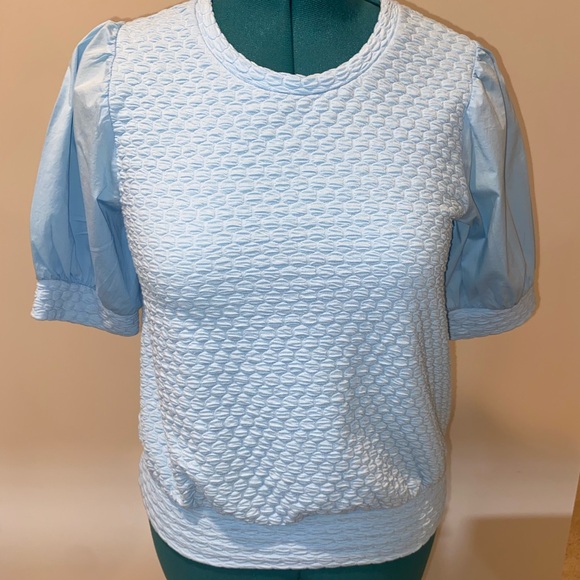 Porridge Textured Puff Sleeve Top - Picture 2 of 11